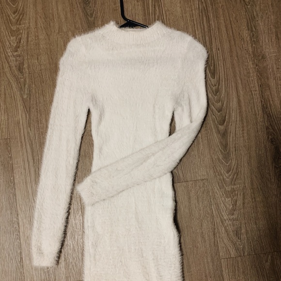 White body con sweater dress turtleneck mockneck - Picture 2 of 3